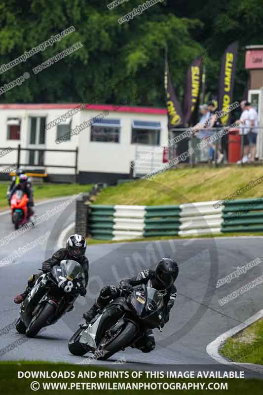 cadwell no limits trackday;cadwell park;cadwell park photographs;cadwell trackday photographs;enduro digital images;event digital images;eventdigitalimages;no limits trackdays;peter wileman photography;racing digital images;trackday digital images;trackday photos